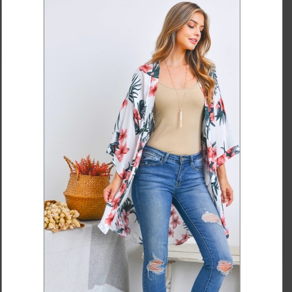 Bohemian Chic Floral Kimono Wrsp With Sleeves One Size S-2X - Picture 4 of 8